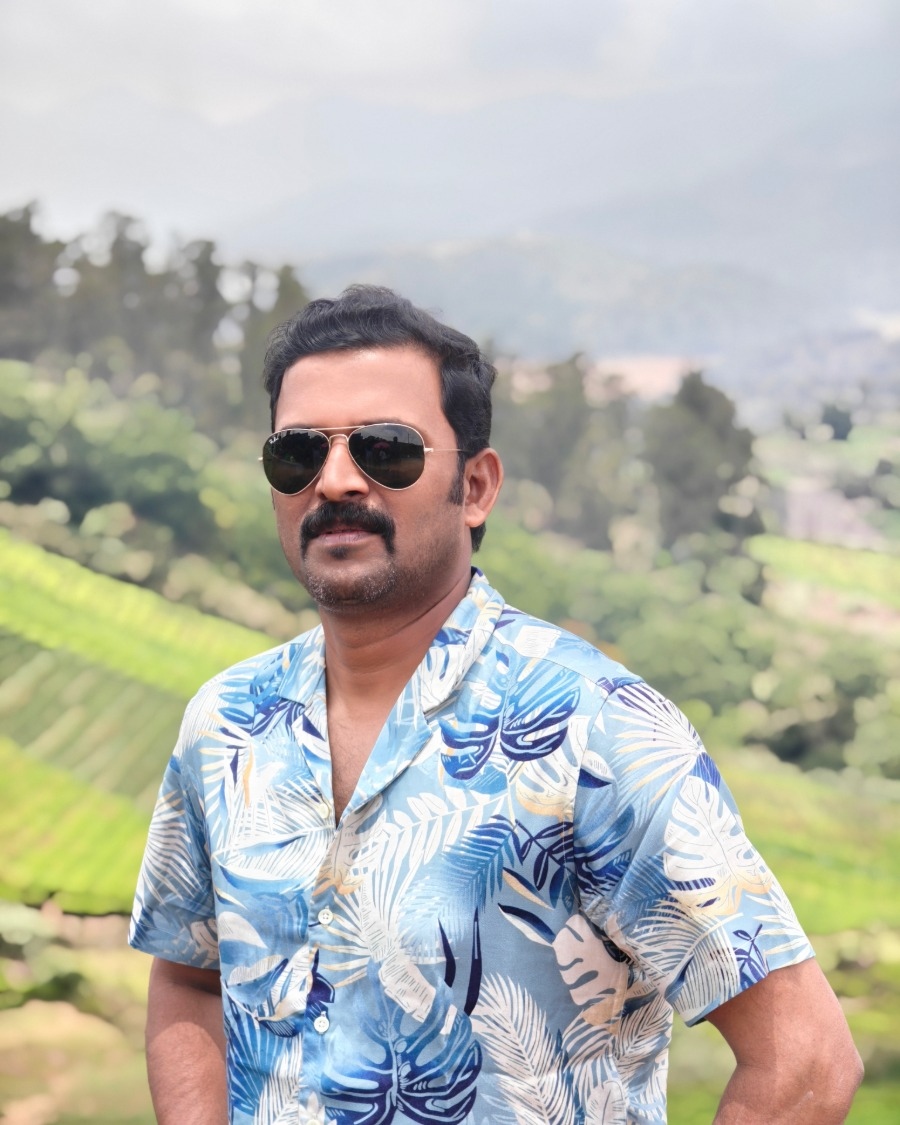 MAHESH SRINIVASAN
