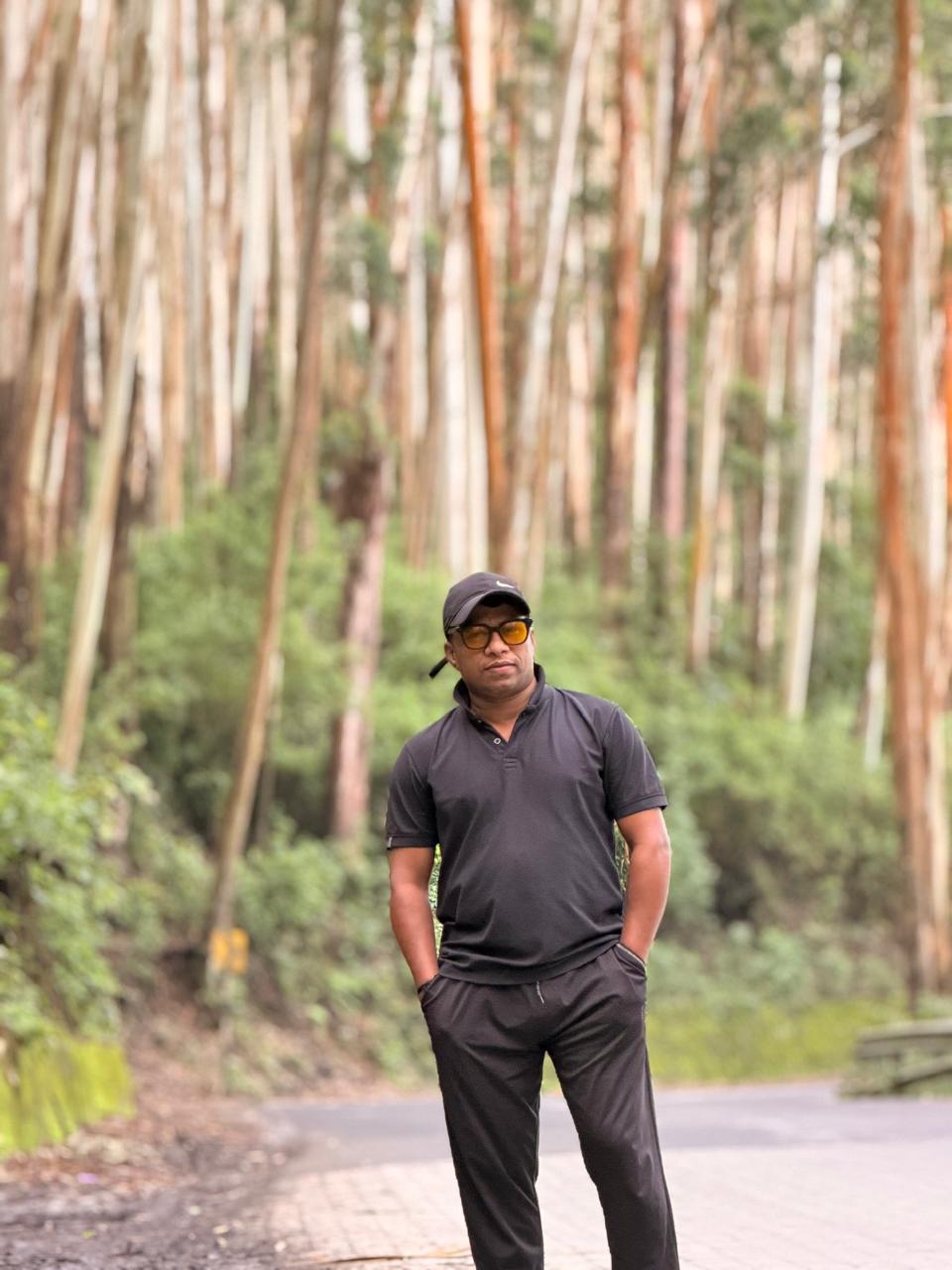 VINEESH
