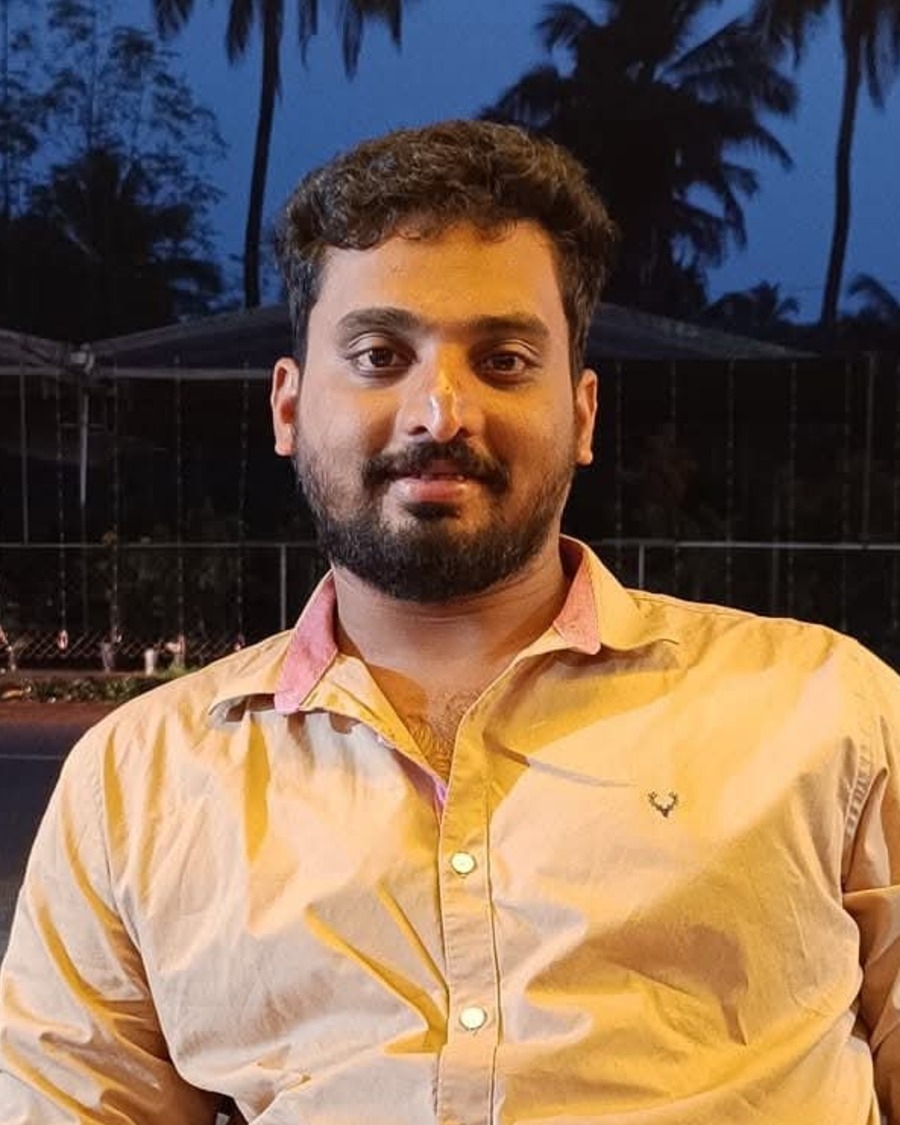 AVINASH SREENIVASAN