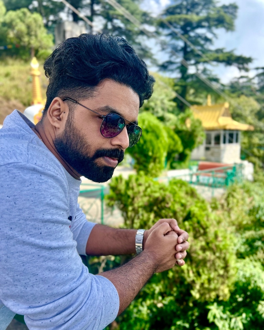 PRAVEEN K A