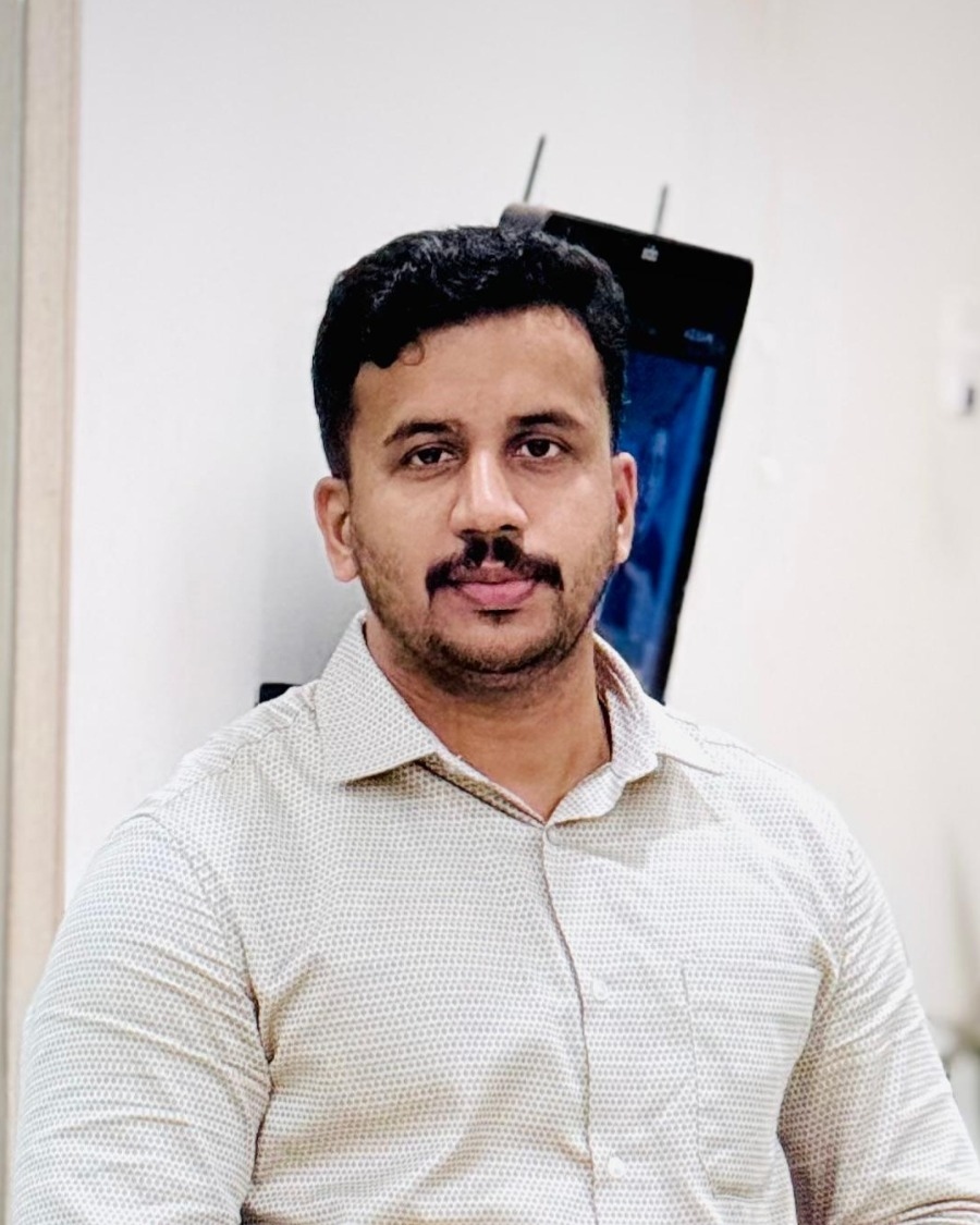 DEEPAK K