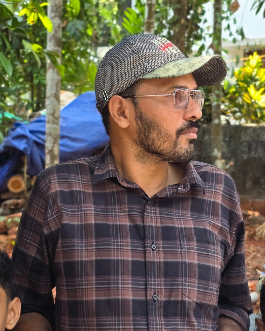 MUJEEB MUJEEB NP